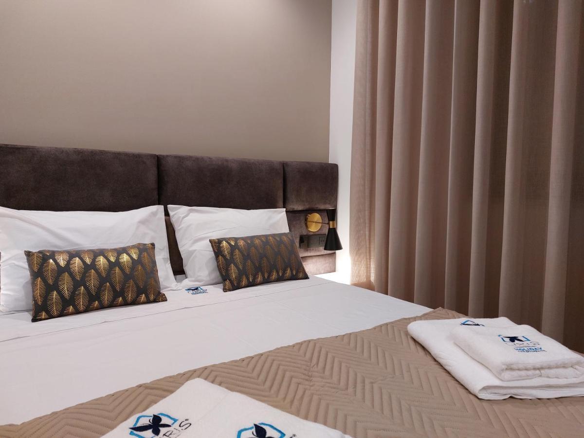Liris Holiday Apartments นาซาเร ภายนอก รูปภาพ