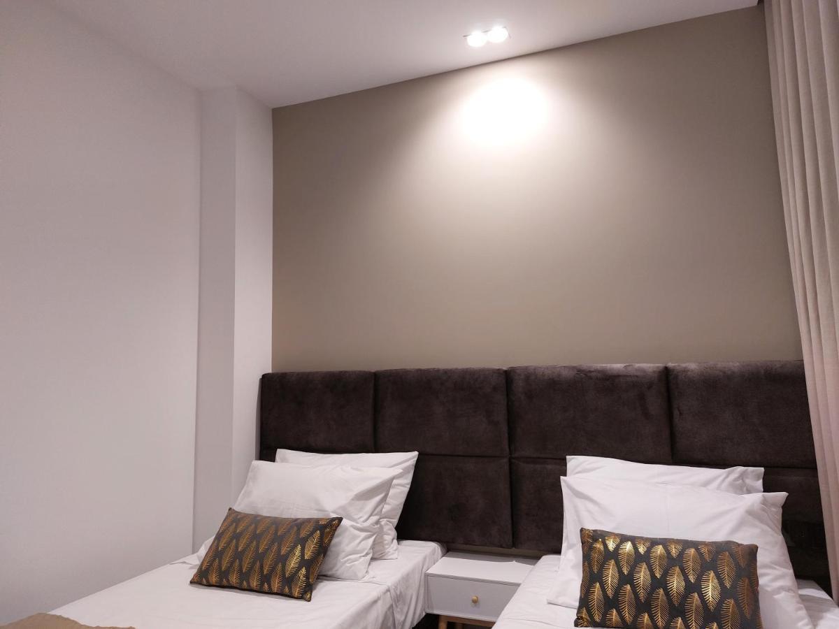 Liris Holiday Apartments นาซาเร ภายนอก รูปภาพ